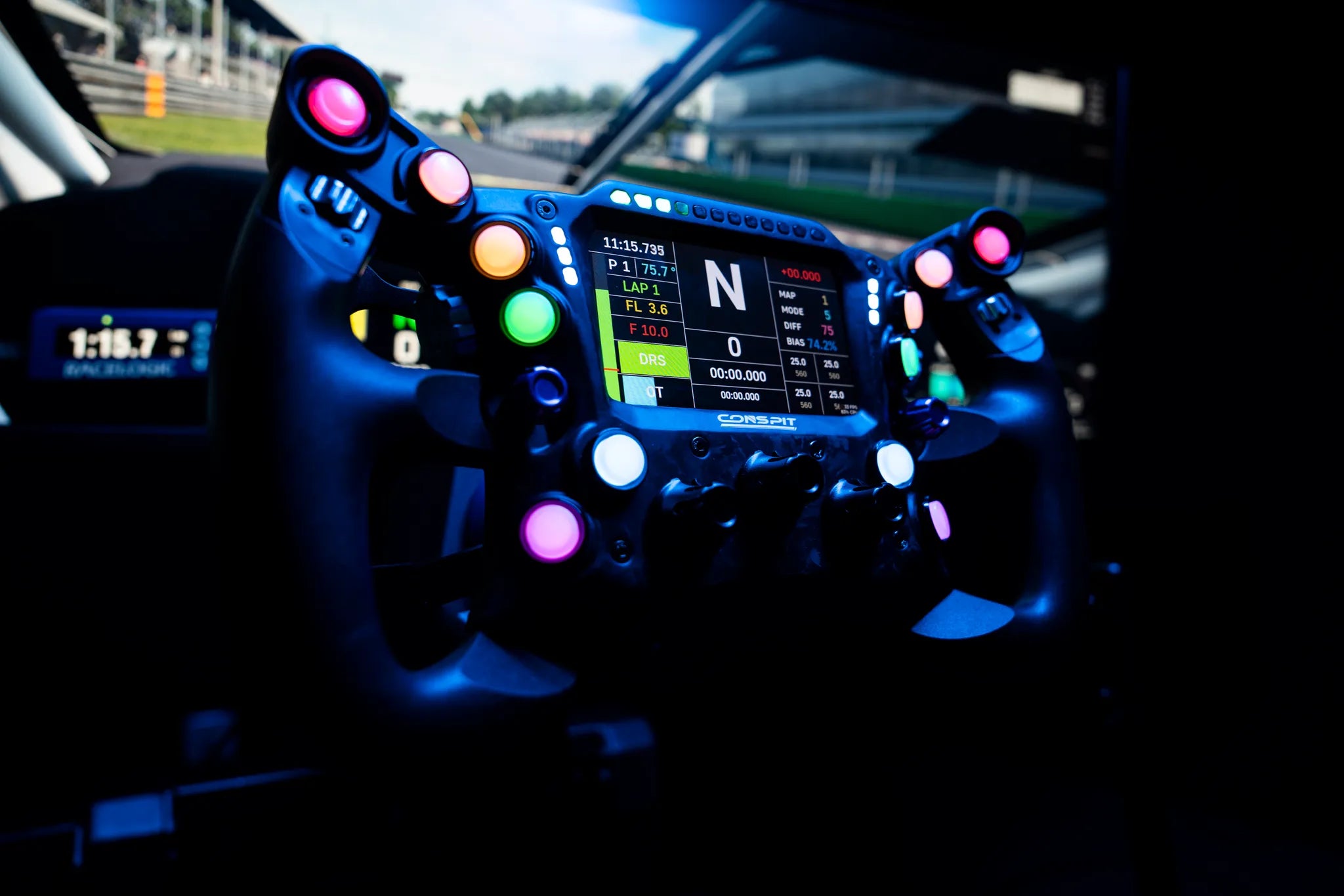 CONSPIT 290GP — détail du volant formula