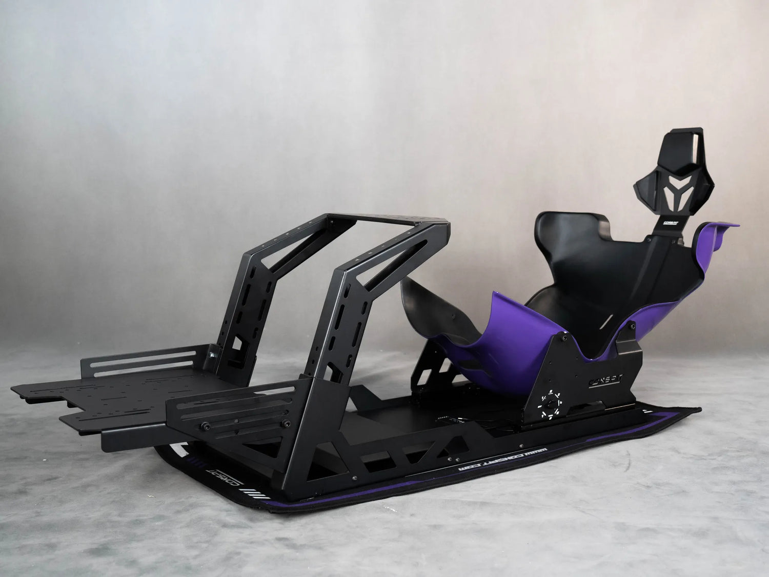 Customizable cockpit | FP-Lite + seat | CONSPIT